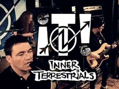 Treći singl i video Inner Terrestrials s nadolazećeg albuma