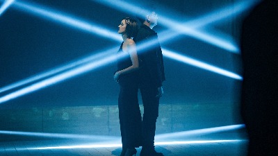 ERIC i Ivana Kindl predstavljaju spot za „Feel You Close“